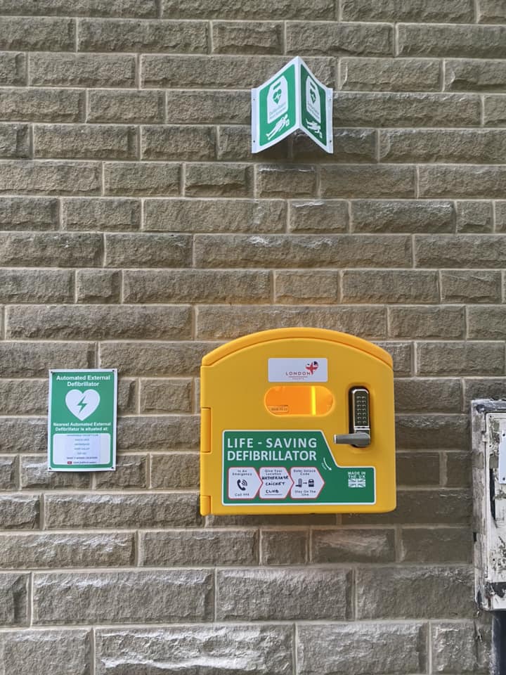 How Defibrillators Fit into First Responder Protocols - AED