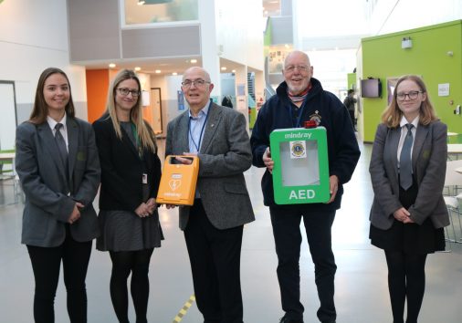 Semi-Automatic vs. Fully Automatic Defibrillators: Which One is Right for You?